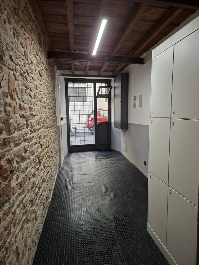 Attività commerciale in vendita a Firenze