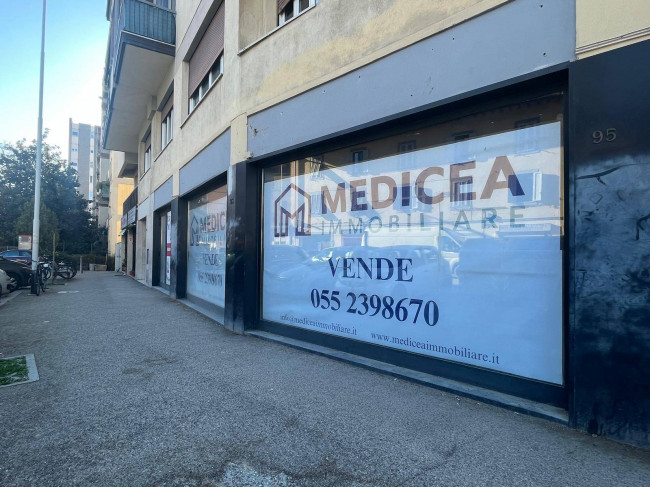 Locale commerciale in vendita a Firenze