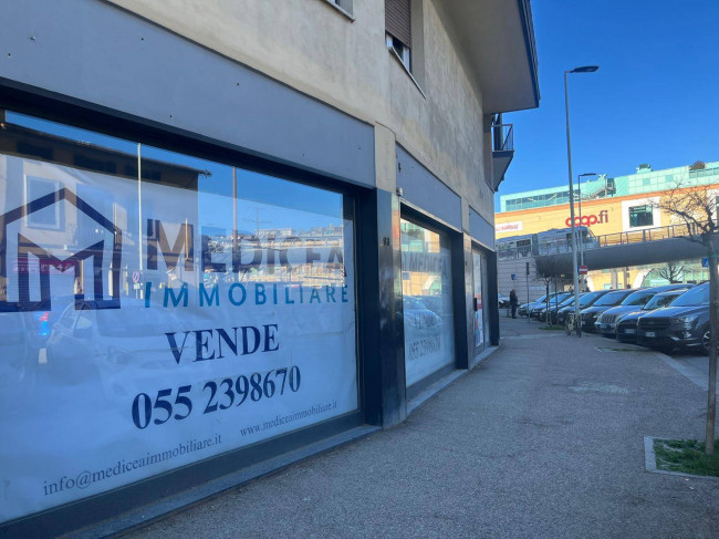 Locale commerciale in vendita a Firenze