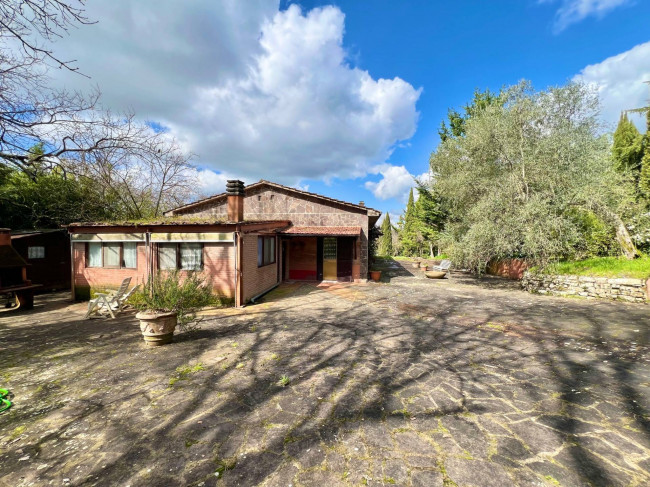 Villa in vendita a Castelnuovo Berardenga