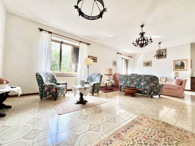 Villa in vendita a Castelnuovo Berardenga