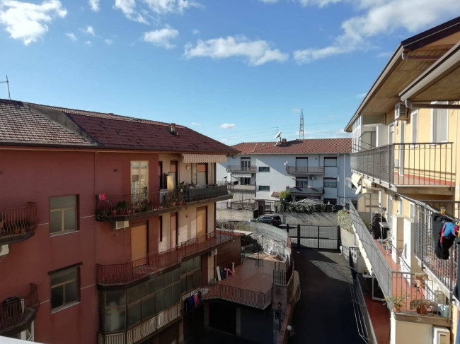 Appartamento in vendita a Camporotondo Etneo 