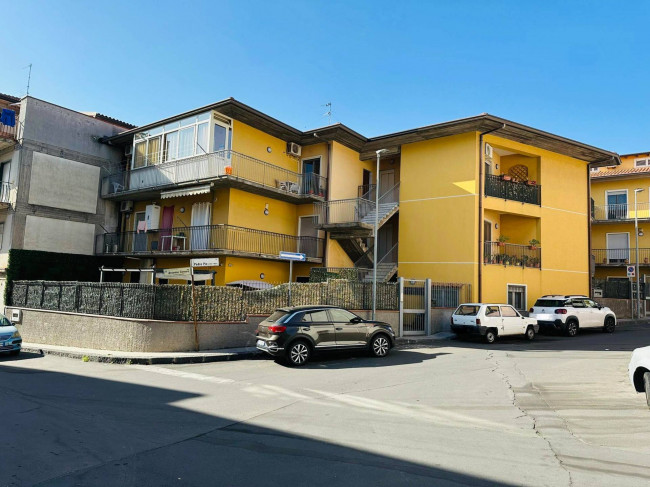 Appartamento in vendita a Camporotondo Etneo 