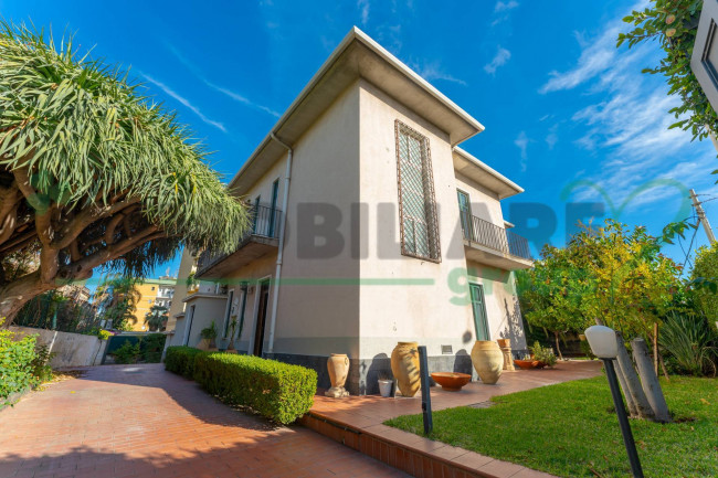 Villa in vendita a Catania Lungomare / Europa