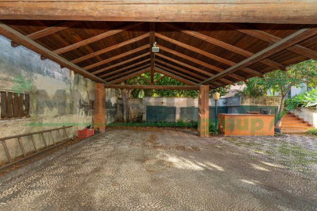 Villa in vendita a Catania Lungomare / Europa