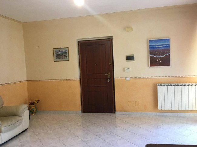 Appartamento in vendita a Camporotondo Etneo 