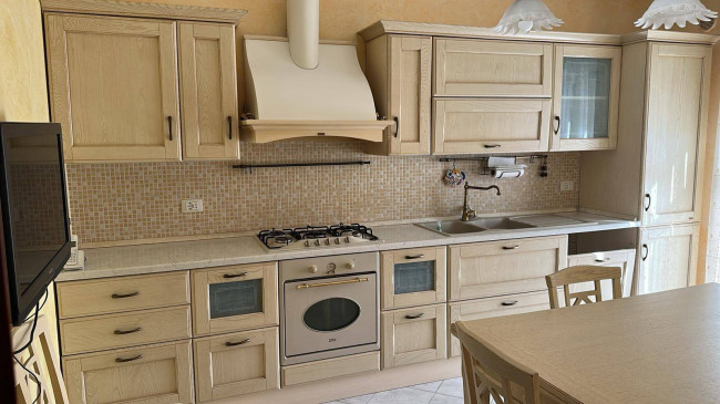 Appartamento in vendita a Camporotondo Etneo 