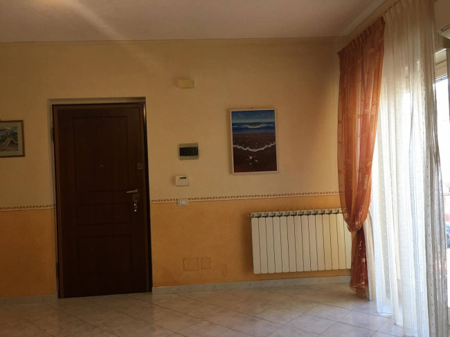 Appartamento in vendita a Camporotondo Etneo 