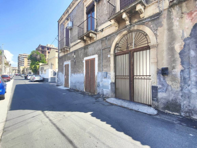 Appartamento in vendita a Catania Viale M. Rapisardi - Lavaggi