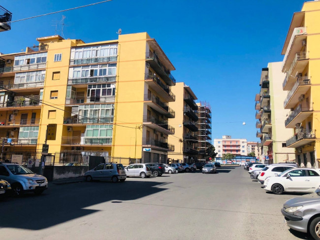 Appartamento in vendita a Catania Sanzio/Veneto/Michelangelo/Vagliasindi