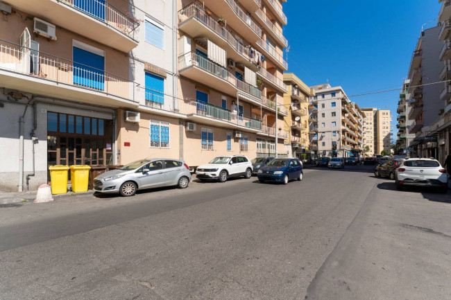 Appartamento in vendita a Catania Viale M. Rapisardi - Lavaggi