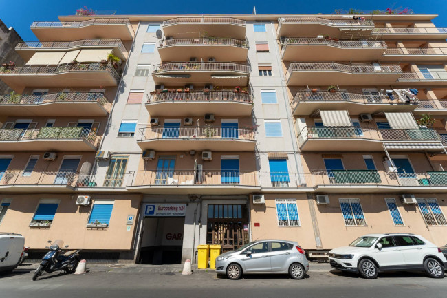 Appartamento in vendita a Catania Viale M. Rapisardi - Lavaggi