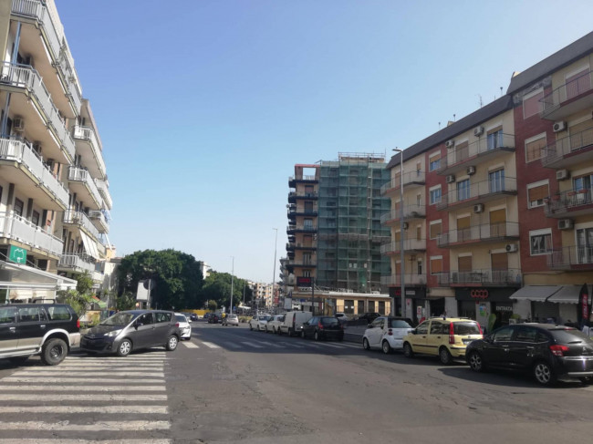 Appartamento in vendita a Catania Lincoln/Corso Delle Province/Imbriani