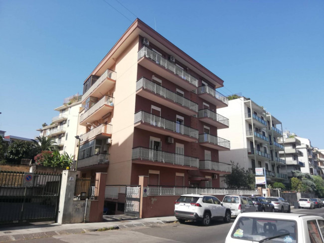 Appartamento in vendita a Catania Lincoln/Corso Delle Province/Imbriani
