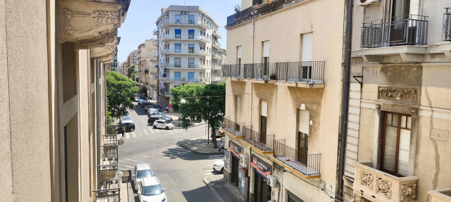 Appartamento in vendita a Catania Corso Italia / Tribunale