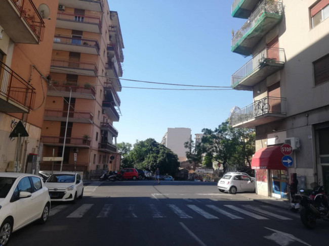 Appartamento in vendita a Catania Vulcania