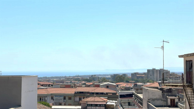 Appartamento in vendita a Catania Viale M. Rapisardi - Lavaggi