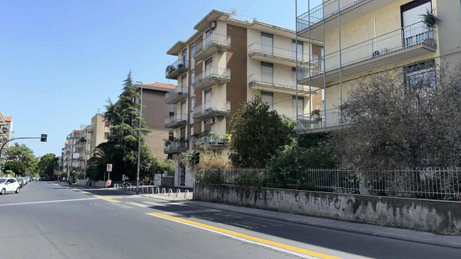 Appartamento in vendita a Catania Lincoln/Corso Delle Province/Imbriani