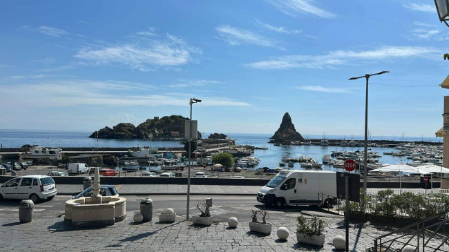 Appartamento in vendita a Aci Castello Acitrezza
