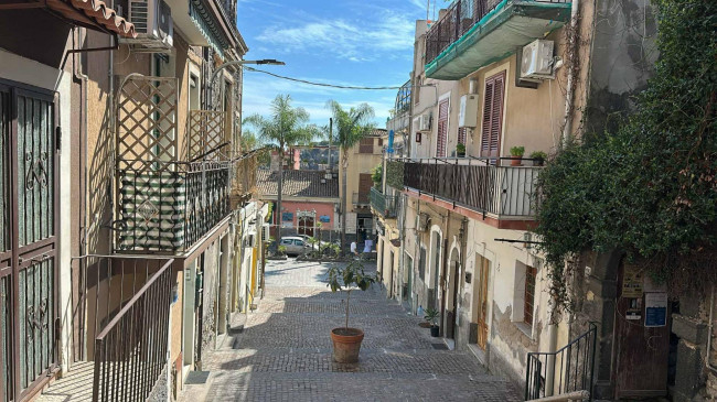 Appartamento in vendita a Aci Castello Acitrezza