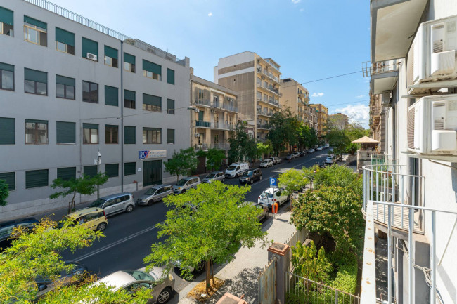 Appartamento in vendita a Catania Viale M. Rapisardi - Lavaggi
