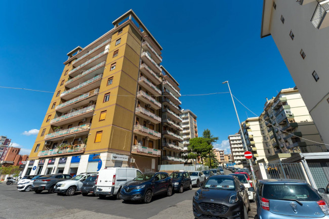 Appartamento in vendita a Catania Sanzio/Veneto/Michelangelo/Vagliasindi
