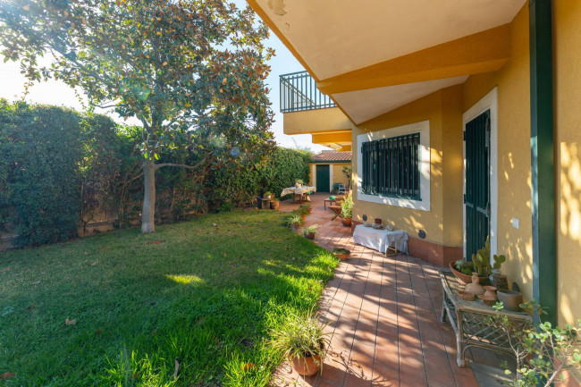 Villa in vendita a San Giovanni la Punta 