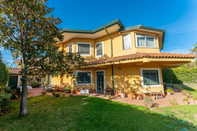 Villa in vendita a San Giovanni la Punta 