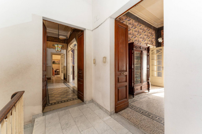 Appartamento in vendita a Catania Via S. Euplio - S.M. Gesù