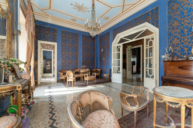 Appartamento in vendita a Catania Via S. Euplio - S.M. Gesù