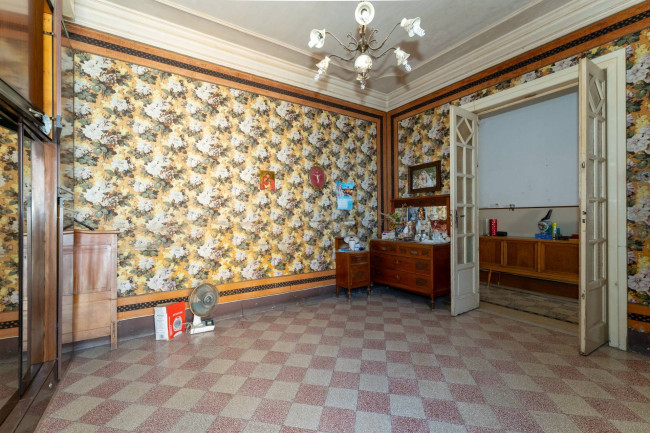 Appartamento in vendita a Catania Via S. Euplio - S.M. Gesù