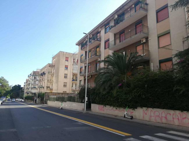 Appartamento in vendita a Catania Vulcania