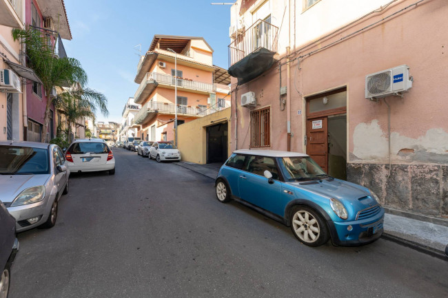 Appartamento in vendita a Catania Via P. Nicola - Picanello