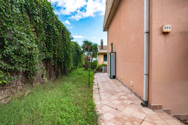 Villa in vendita a Aci Castello 