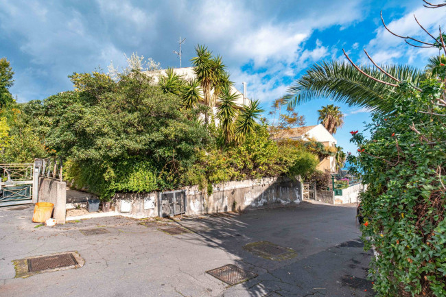 Villa in vendita a Aci Castello 