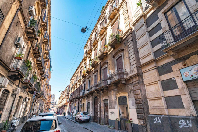 Appartamento in vendita a Catania Zona centro