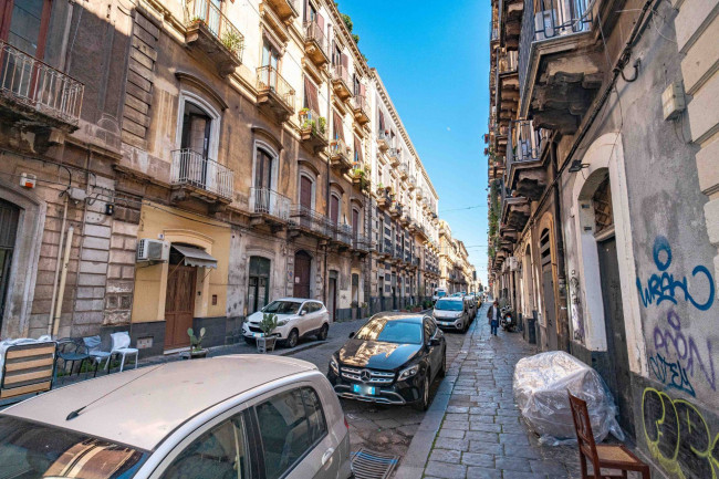 Appartamento in vendita a Catania Zona centro