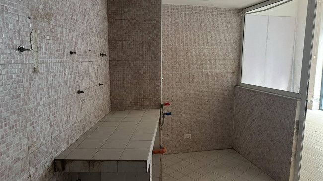 Locale commerciale in vendita a Catania 