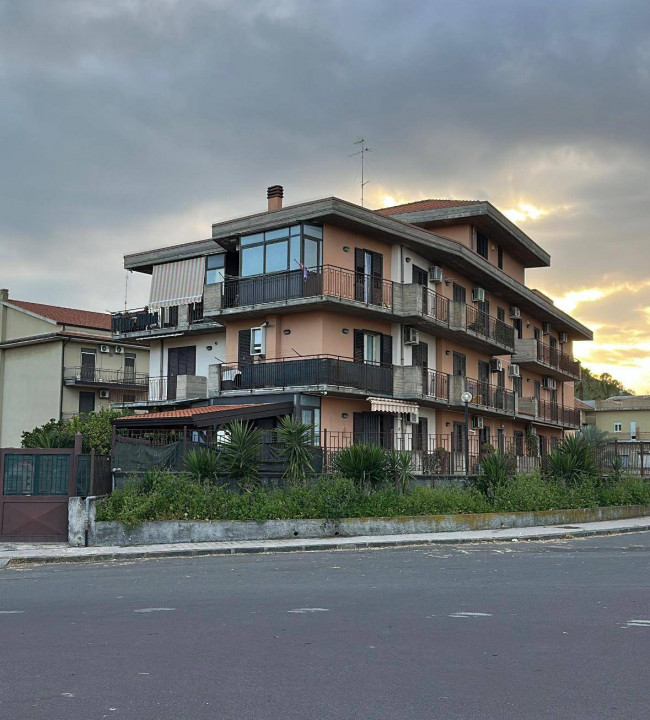 Appartamento in vendita a Catania Viale M. Rapisardi - Lavaggi