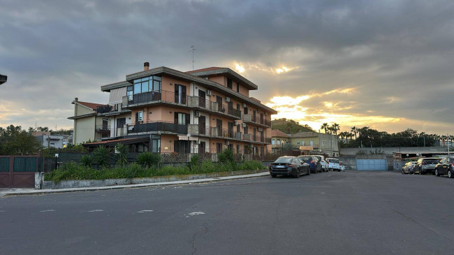 Appartamento in vendita a Catania Viale M. Rapisardi - Lavaggi