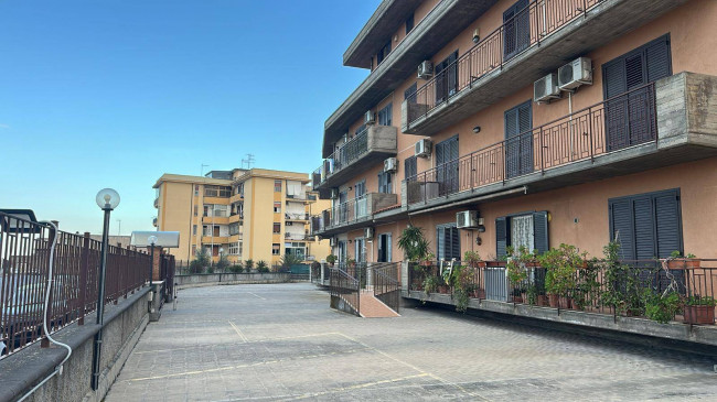 Appartamento in vendita a Catania Viale M. Rapisardi - Lavaggi