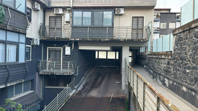 Appartamento in vendita a Catania Viale M. Rapisardi - Lavaggi