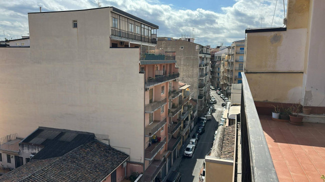 Appartamento in vendita a Catania Lincoln/Corso Delle Province/Imbriani