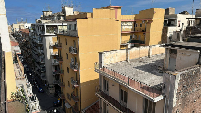Appartamento in vendita a Catania Lincoln/Corso Delle Province/Imbriani
