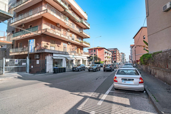 Appartamento in vendita a Catania Viale M. Rapisardi - Lavaggi