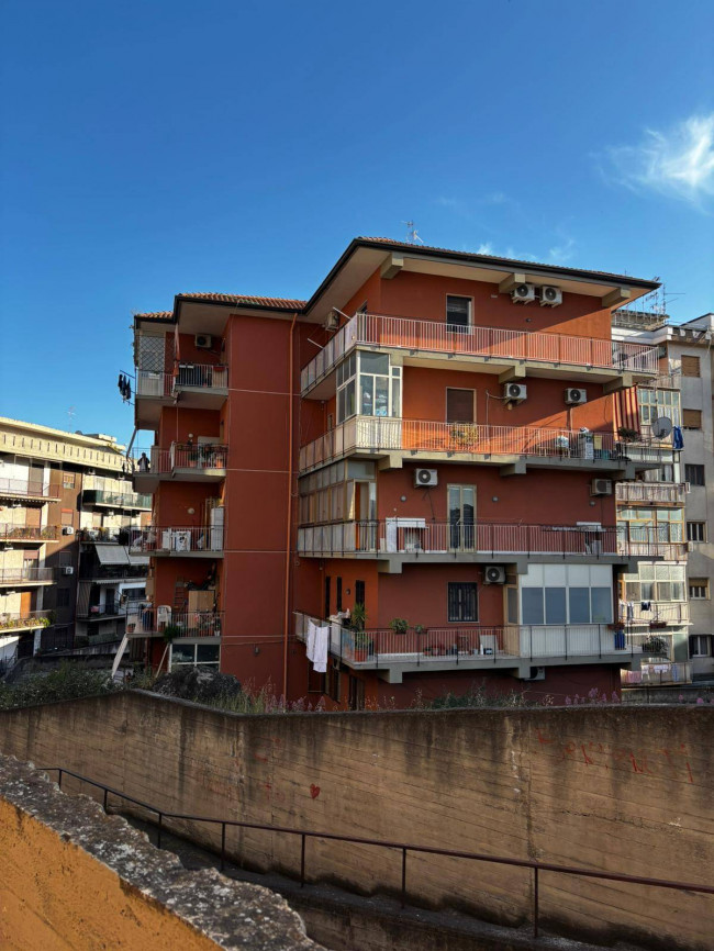 Appartamento in vendita a Catania Viale M. Rapisardi - Lavaggi