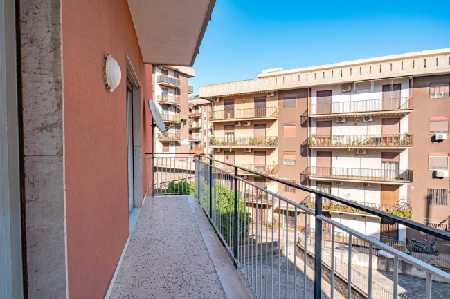 Appartamento in vendita a Catania Viale M. Rapisardi - Lavaggi