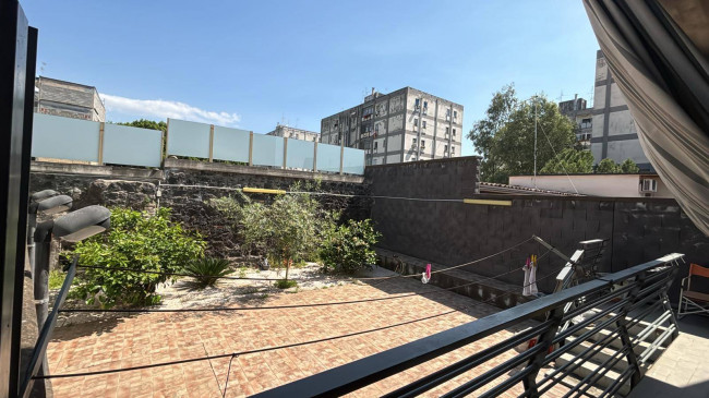 Appartamento in vendita a Catania Viale M. Rapisardi - Lavaggi