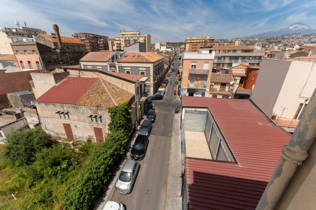 Appartamento in vendita a Catania Via P. Nicola - Picanello