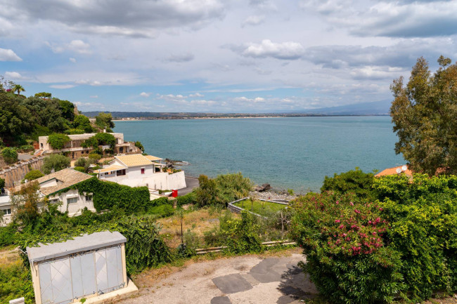 Appartamento in vendita a Augusta Costa Saracena